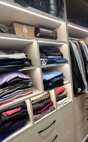 Apartamento à venda com 87m², 2 quartos e 2 vagas Apartamento à venda com 87m², 2 quartos e 2 vagasCloset da suíte 2
