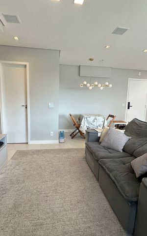 Apartamento à venda com 87m², 2 quartos e 2 vagas Apartamento à venda com 87m², 2 quartos e 2 vagasSala