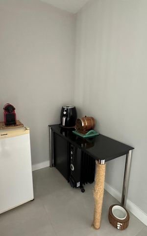 Apartamento à venda com 87m², 2 quartos e 2 vagas Apartamento à venda com 87m², 2 quartos e 2 vagasEscritório