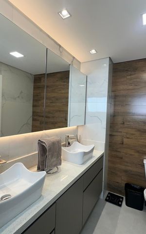 Apartamento à venda com 87m², 2 quartos e 2 vagas Apartamento à venda com 87m², 2 quartos e 2 vagasBanheiro da Suíte 2