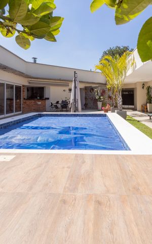 Casa à venda com 500m², 3 quartos e 3 vagasPiscina