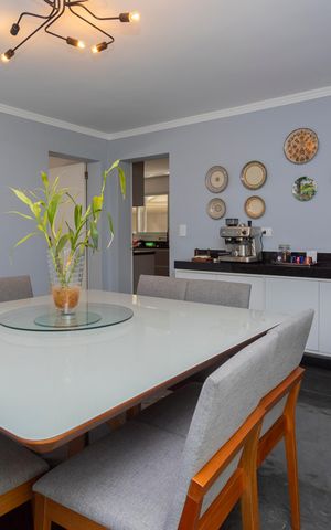 Casa à venda com 500m², 3 quartos e 3 vagasCopa