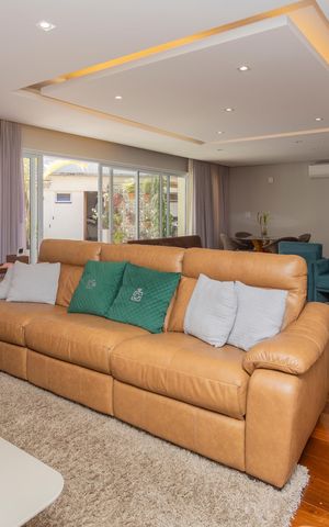Casa à venda com 500m², 3 quartos e 3 vagasSala