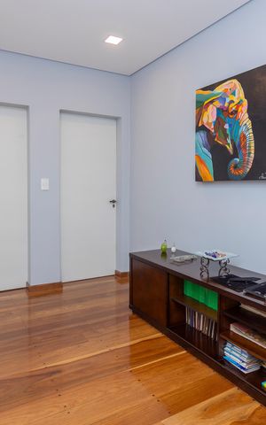 Casa à venda com 500m², 3 quartos e 3 vagasCorredor 