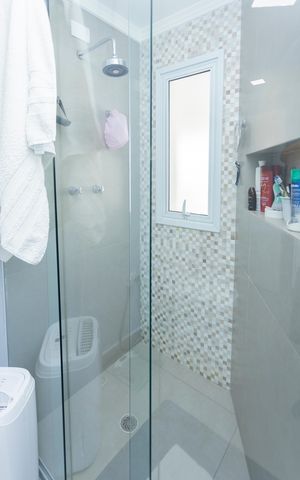 Casa à venda com 500m², 3 quartos e 3 vagasBanheiro  2 da Suíte 1
