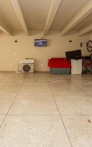 Casa à venda com 500m², 3 quartos e 3 vagasGaragem