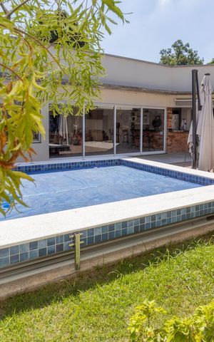 Casa à venda com 500m², 3 quartos e 3 vagasPiscina