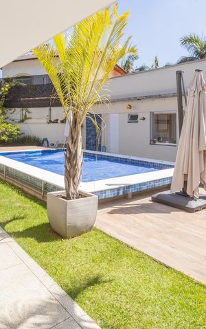 Casa à venda com 500m², 3 quartos e 3 vagasPiscina