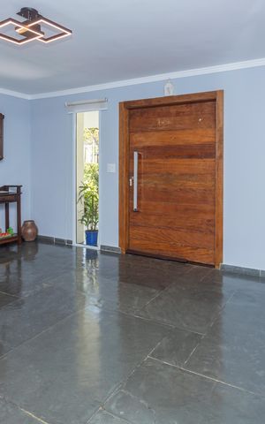 Casa à venda com 500m², 3 quartos e 3 vagasCorredor 