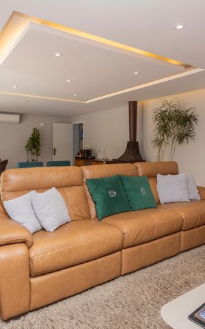 Casa à venda com 500m², 3 quartos e 3 vagasSala