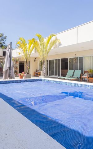 Casa à venda com 500m², 3 quartos e 3 vagasPiscina