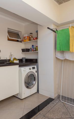 Casa à venda com 500m², 3 quartos e 3 vagasLavanderia