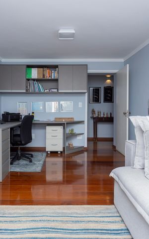 Casa à venda com 500m², 3 quartos e 3 vagasEscritório
