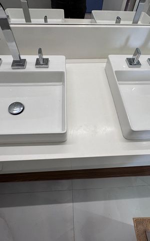 Apartamento à venda com 71m², 2 quartos e 1 vaga Apartamento à venda com 71m², 2 quartos e 1 vagaSuíte - Banheiro