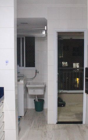 Apartamento à venda com 83m², 3 quartos e 2 vagasCozinha