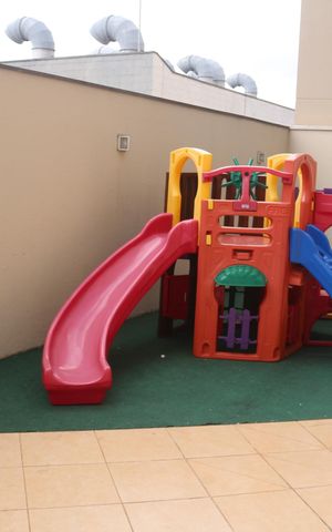 Apartamento à venda com 83m², 3 quartos e 2 vagasÁrea comum - Playground
