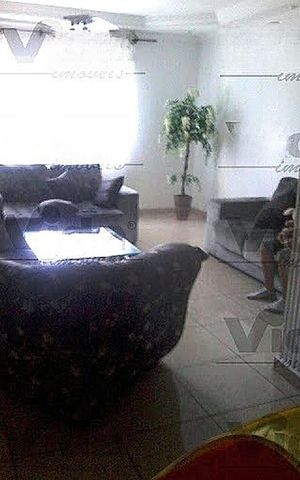 Casa à venda com 199m², 3 quartos e 2 vagas