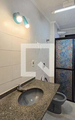 Apartamento para alugar com 85m², 2 quartos e 1 vaga Apartamento para alugar com 85m², 2 quartos e 1 vagaBanheiro