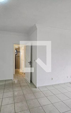 Apartamento para alugar com 85m², 2 quartos e 1 vaga Apartamento para alugar com 85m², 2 quartos e 1 vagaSala