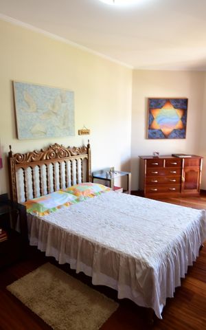 Casa de condomínio à venda com 381m², 4 quartos e 4 vagasQuarto 2