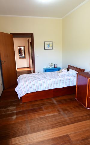 Casa de condomínio à venda com 381m², 4 quartos e 4 vagasQuarto 1