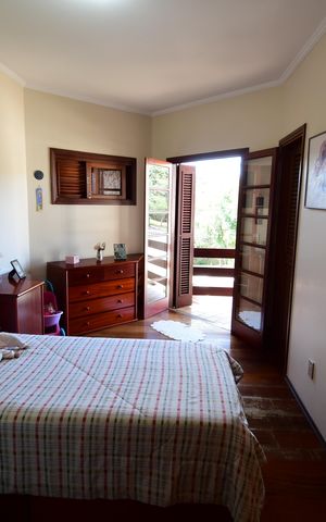 Casa de condomínio à venda com 381m², 4 quartos e 4 vagasQuarto 1