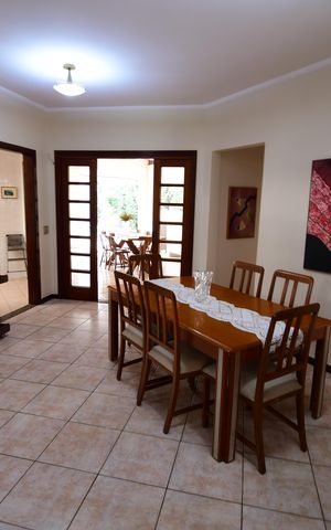 Casa de condomínio à venda com 381m², 4 quartos e 4 vagasSala de Jantar