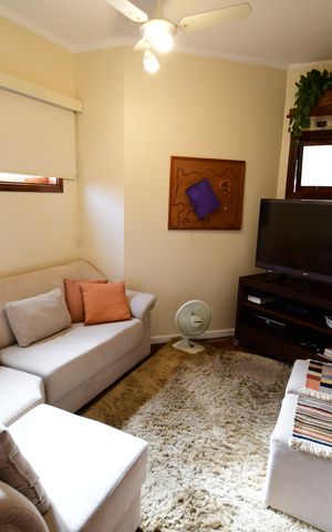 Casa de condomínio à venda com 381m², 4 quartos e 4 vagasSala de TV