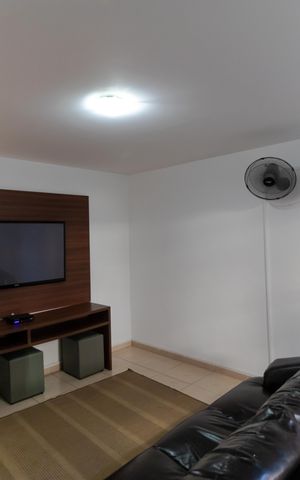 Apartamento à venda com 42m², 2 quartos e 1 vaga Apartamento à venda com 42m², 2 quartos e 1 vagaÁrea comum - Cinema