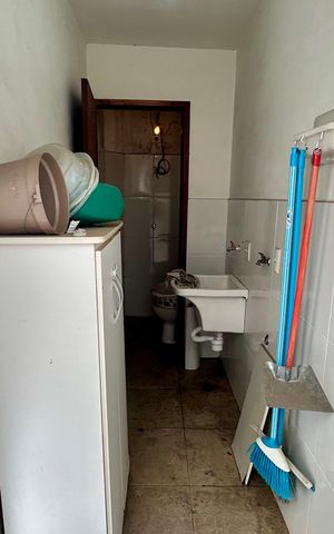 Casa à venda com 162m², 3 quartos e 2 vagas Casa à venda com 162m², 3 quartos e 2 vagasÁrea de Serviço