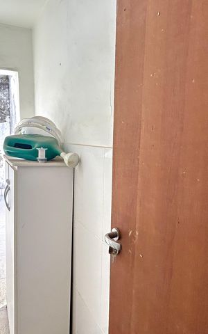 Casa à venda com 162m², 3 quartos e 2 vagas Casa à venda com 162m², 3 quartos e 2 vagasÁrea de Serviço