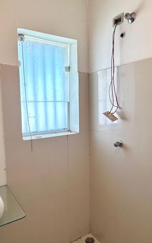 Casa à venda com 162m², 3 quartos e 2 vagas Casa à venda com 162m², 3 quartos e 2 vagasBanheiro da Suíte 2