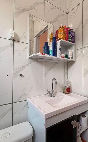 Apartamento para alugar com 49m², 2 quartos e 1 vaga Apartamento para alugar com 49m², 2 quartos e 1 vagaBanheiro