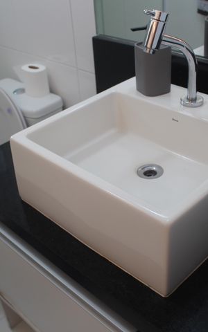 Apartamento à venda com 75m², 2 quartos e 1 vagaBanheiro