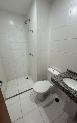 Apartamento à venda com 44m², 2 quartos e 1 vaga Apartamento à venda com 44m², 2 quartos e 1 vagaBanheiro