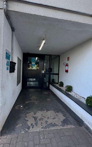 Apartamento à venda com 44m², 2 quartos e 1 vaga Apartamento à venda com 44m², 2 quartos e 1 vagaFachada com Placa
