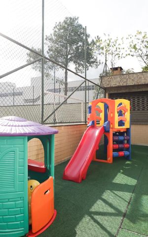Apartamento para alugar com 365m², 5 quartos e 4 vagas Apartamento para alugar com 365m², 5 quartos e 4 vagasPlayground
