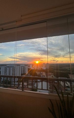 Apartamento à venda com 70m², 3 quartos e 1 vaga Apartamento à venda com 70m², 3 quartos e 1 vagaVaranda