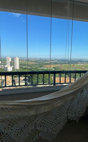 Apartamento à venda com 70m², 3 quartos e 1 vaga Apartamento à venda com 70m², 3 quartos e 1 vagaVaranda