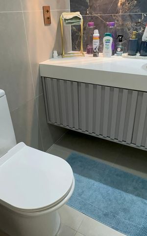 Apartamento à venda com 83m², 2 quartos e 1 vagaBanheiro