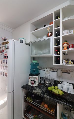 Apartamento à venda com 70m², 2 quartos e 1 vagaCozinha e Área de Serviço
