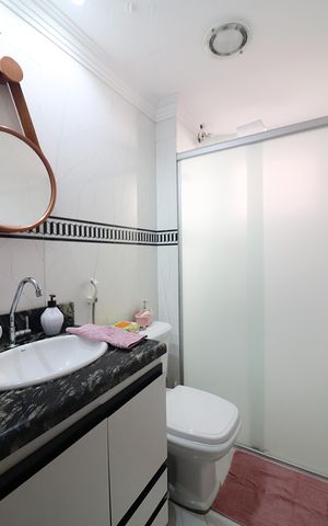 Apartamento à venda com 70m², 2 quartos e 1 vagaBanheiro Social