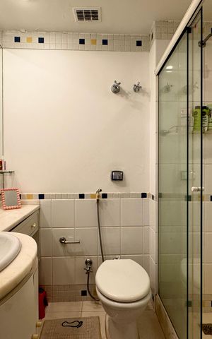 Apartamento à venda com 160m², 3 quartos e sem vaga