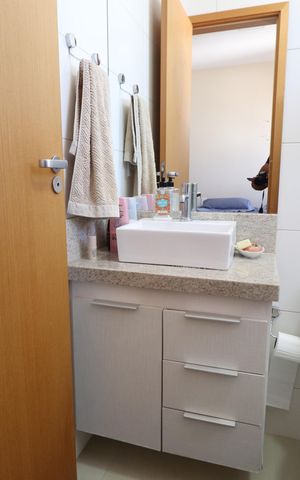 Apartamento para alugar com 73m², 2 quartos e 2 vagasBanheiro do Quarto 2