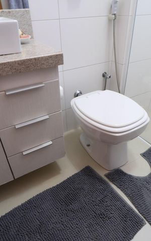 Apartamento para alugar com 73m², 2 quartos e 2 vagasBanheiro do Quarto 2