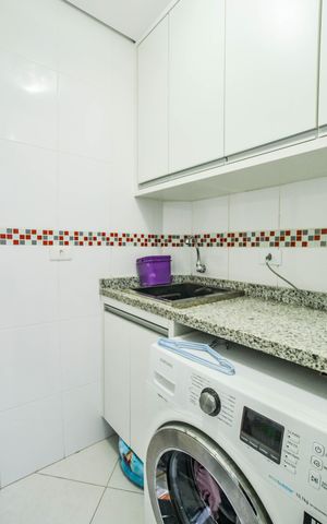 Apartamento à venda com 52m², 2 quartos e 1 vaga Apartamento à venda com 52m², 2 quartos e 1 vagaÁrea de Serviço
