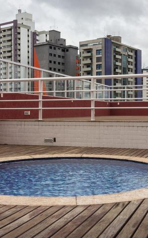 Apartamento à venda com 105m², 3 quartos e 3 vagasPiscina
