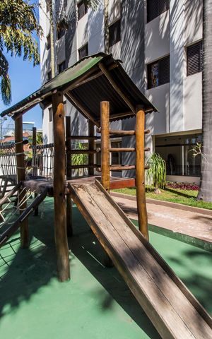 Apartamento à venda com 72m², 3 quartos e 2 vagasÁrea comum - Playground