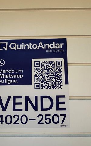 Casa à venda com 460m², 6 quartos e 4 vagas Casa à venda com 460m², 6 quartos e 4 vagasCod QR