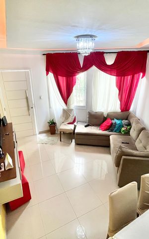 Casa de condomínio à venda com 128m², 3 quartos e 2 vagas Casa de condomínio à venda com 128m², 3 quartos e 2 vagasSala